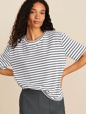 LOU & GRAY Delphinium Dark Green & White Stripe Modal Short Sleeve Tee